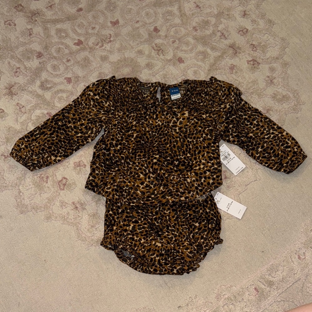 Old Navy | Leopard Print Two-Piece Set for Baby Girl